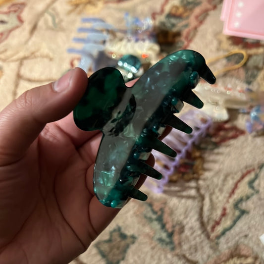 Jade green claw clip